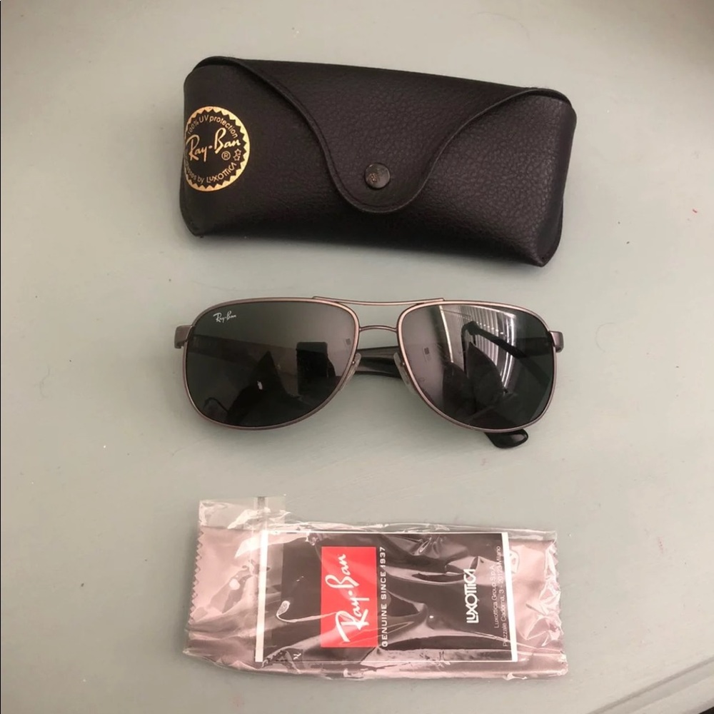 Ray Bans - Picture 2 of 2